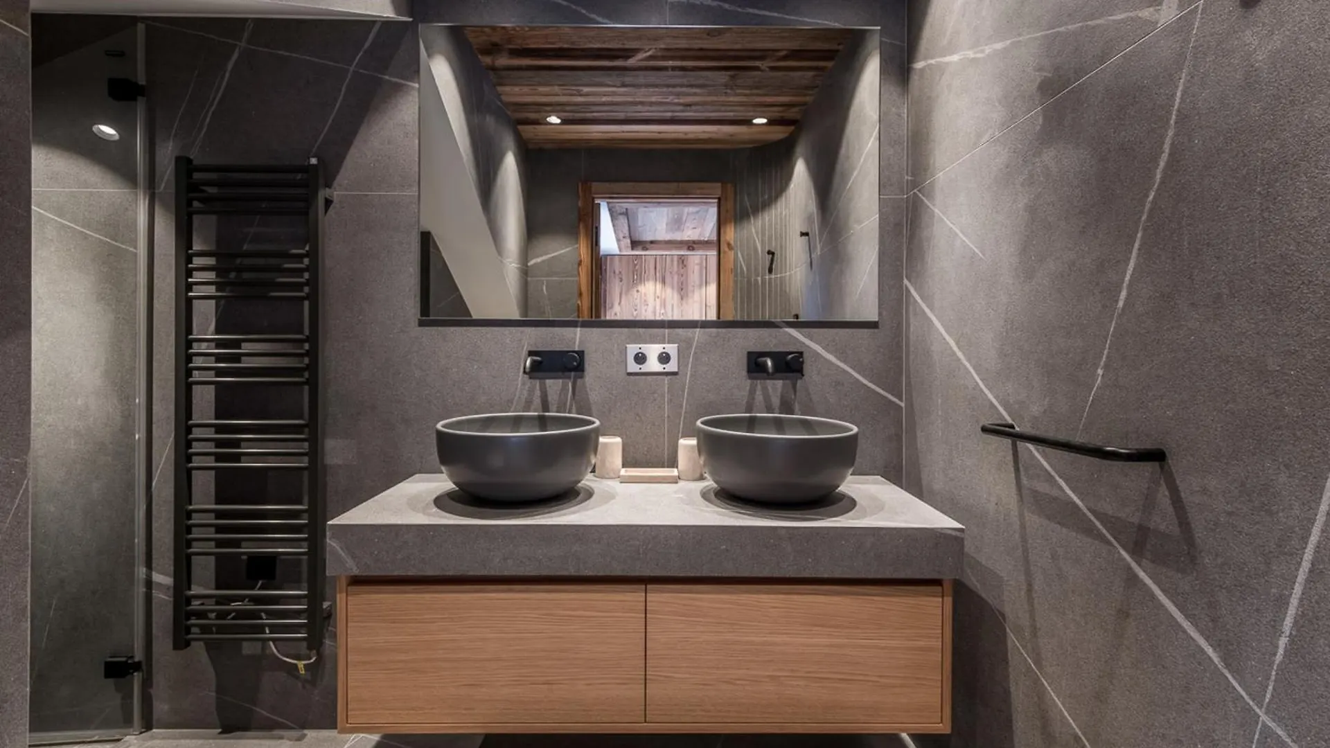 Penthouse Duplex De Luxe Avec Services Inclus - 5 Chambres - Fr-1-613-121 Les Allues 0*,  Francia