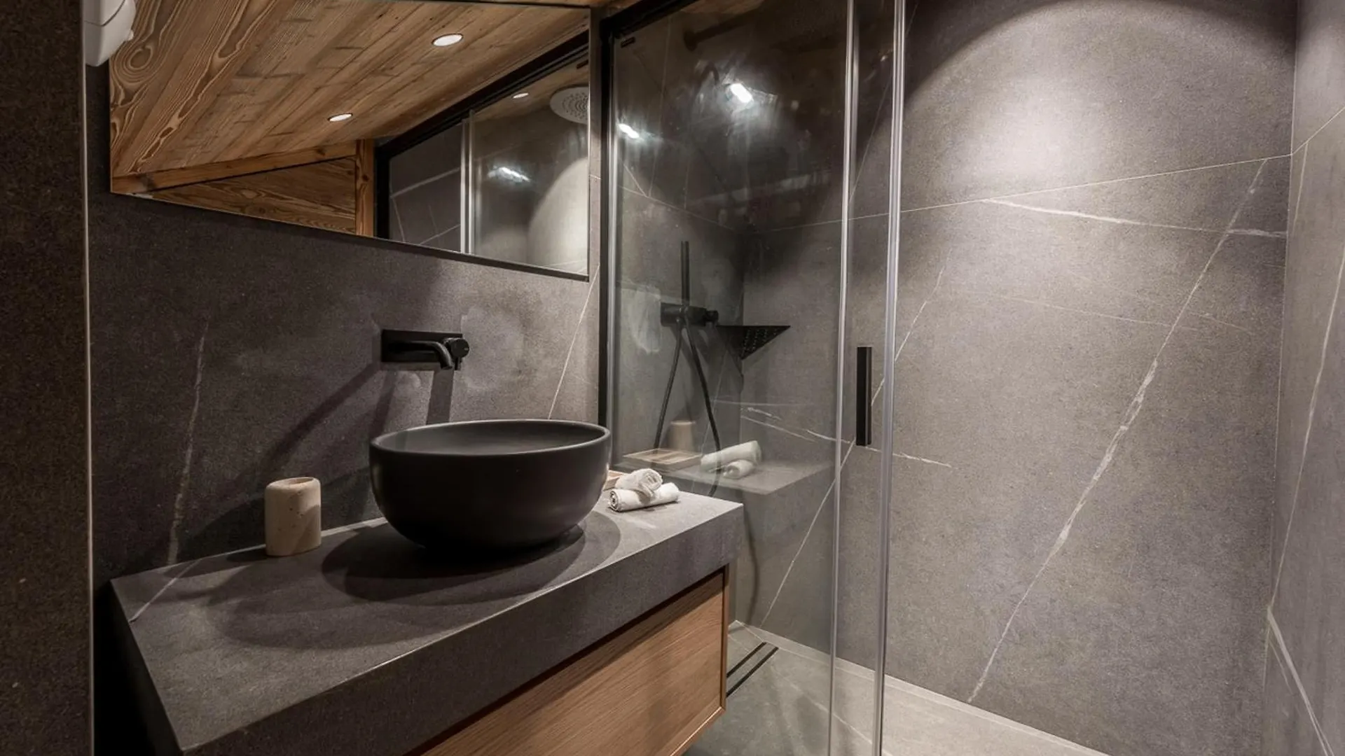 Apartamento Penthouse Duplex De Luxe Avec Services Inclus - 5 Chambres - Fr-1-613-121 Les Allues Francia